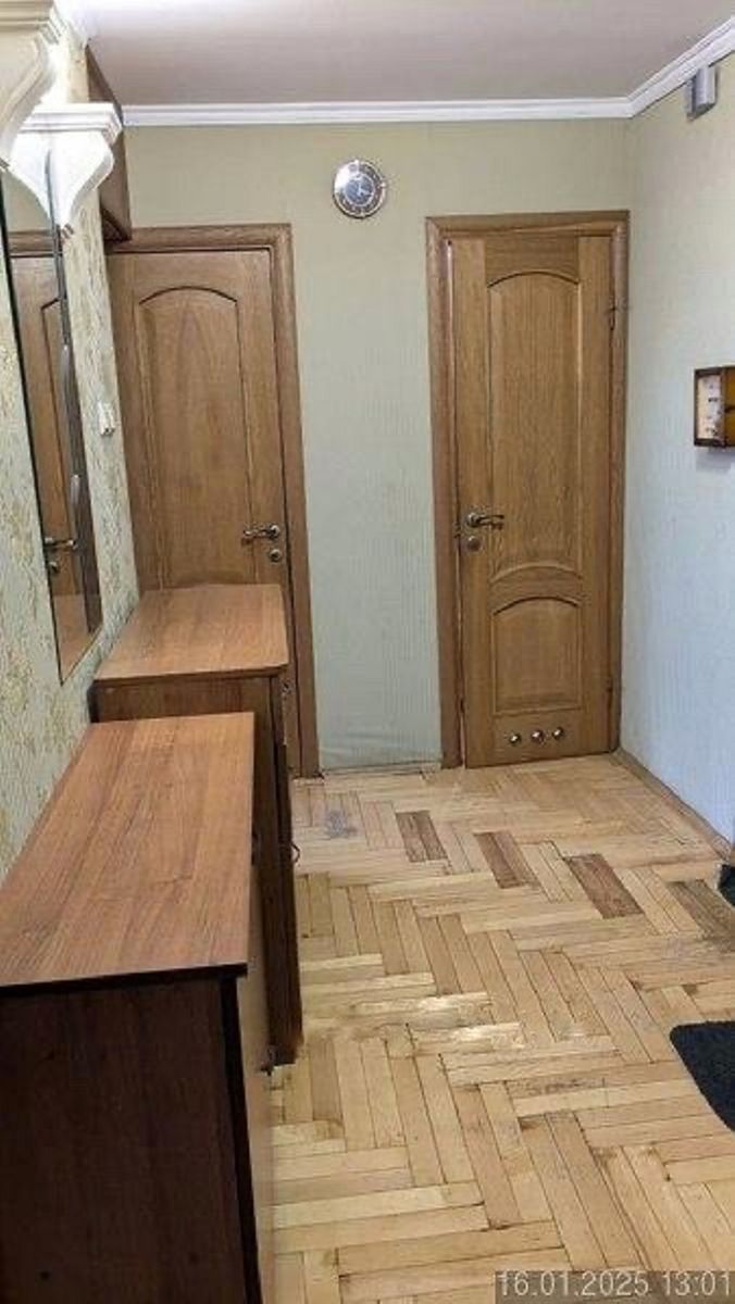 1837350548671556