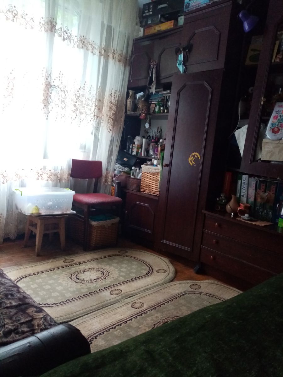 1742037949875557