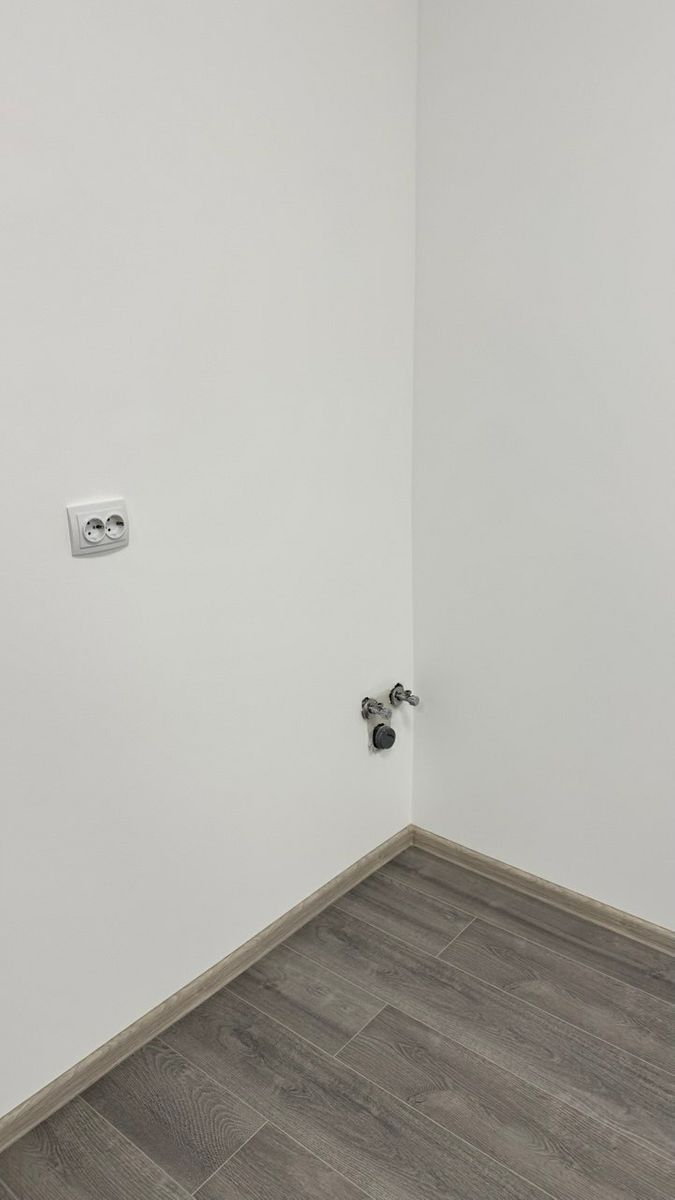 1834727906539557