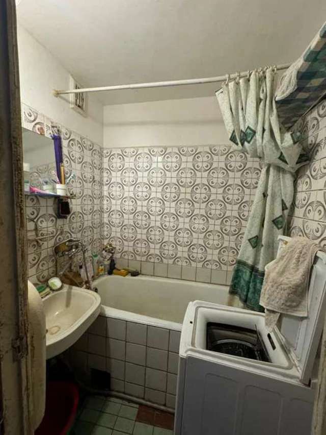 1838335022812558