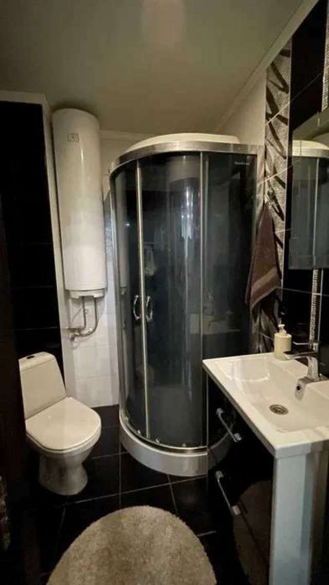 1838199549445560