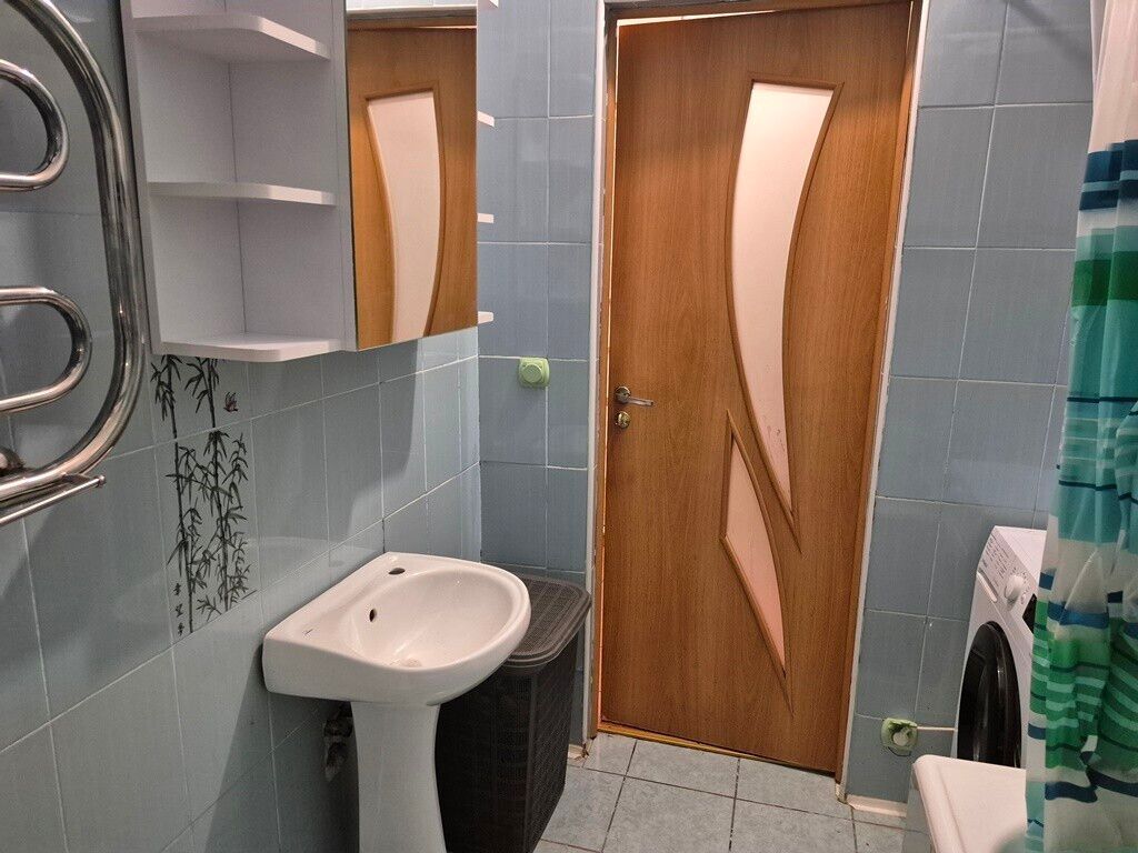 1839162324072561