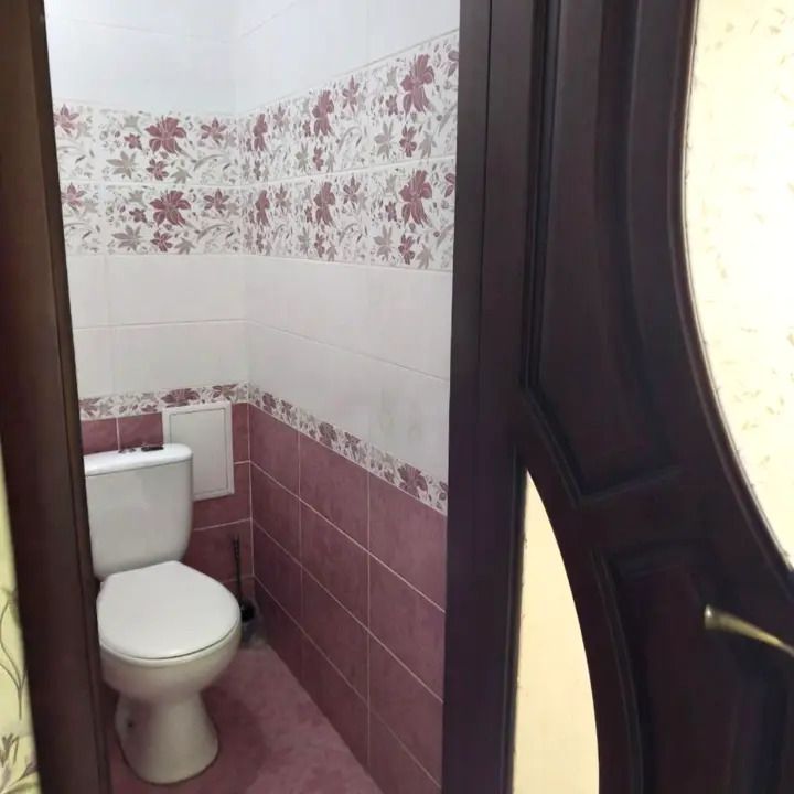 1831819578571562