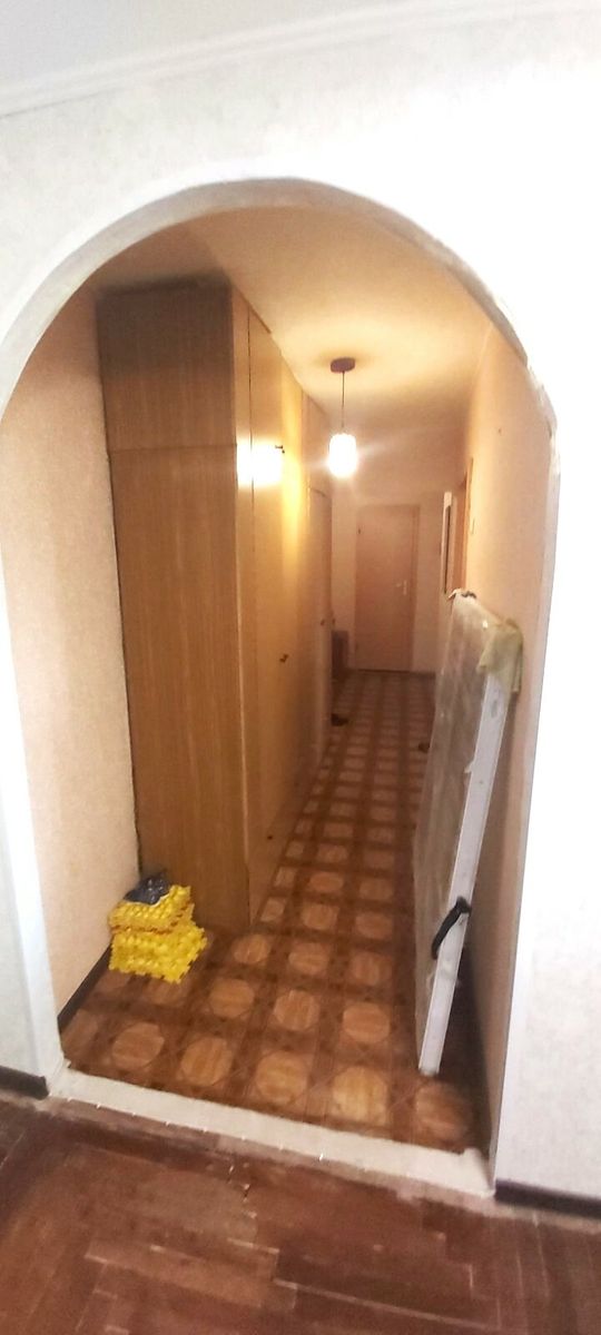 1833983973639563