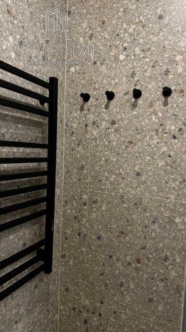 1832191454557564