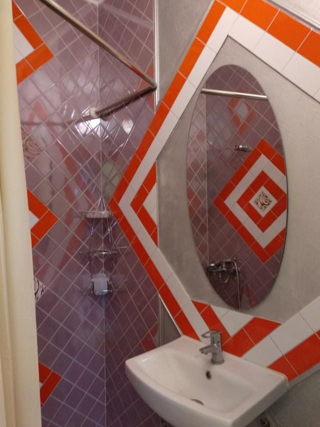 1648374535164568