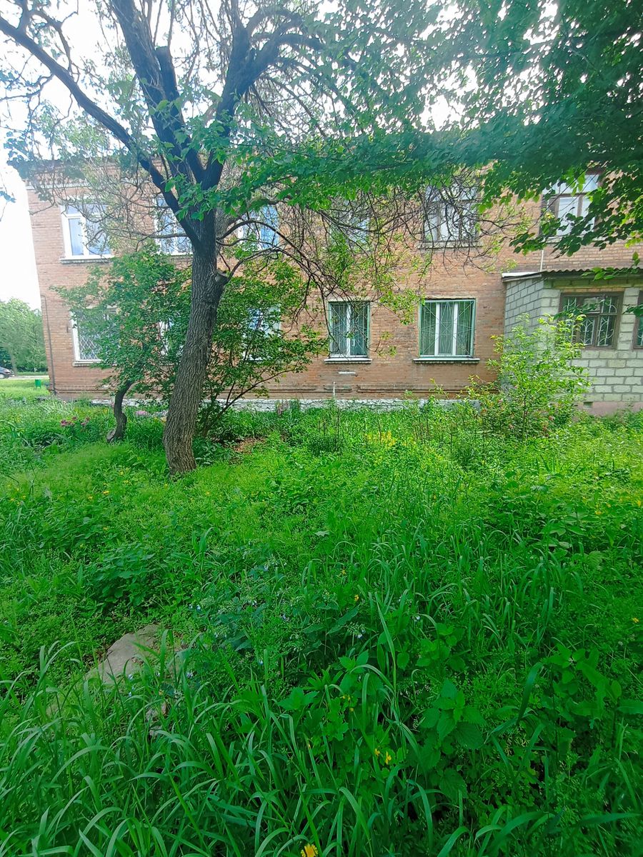 1833898412278568