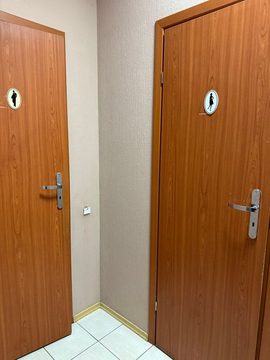 1836455475323568