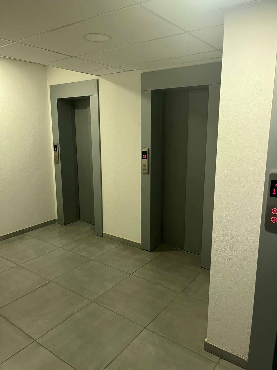 1838091814475568