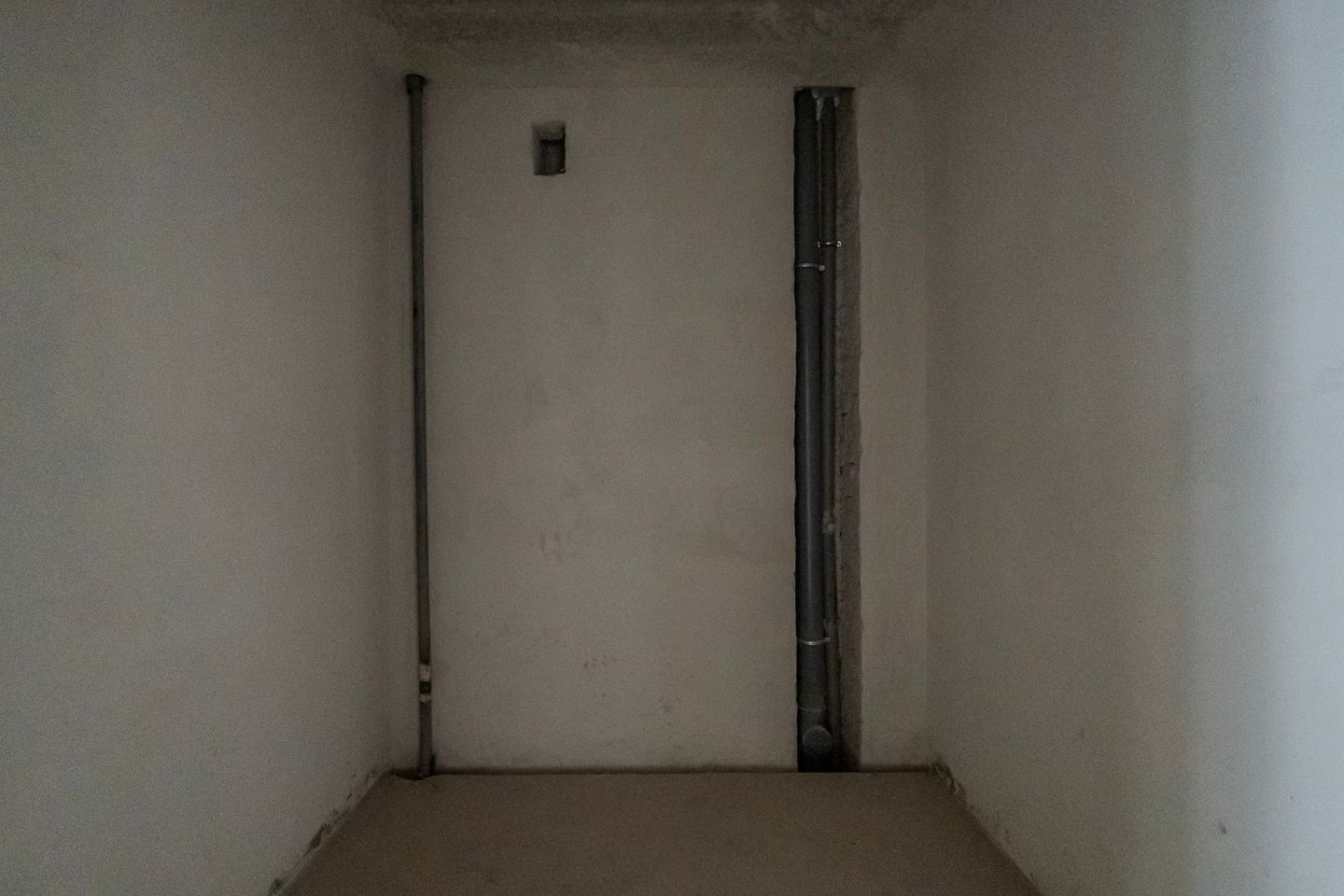 1807992517047569