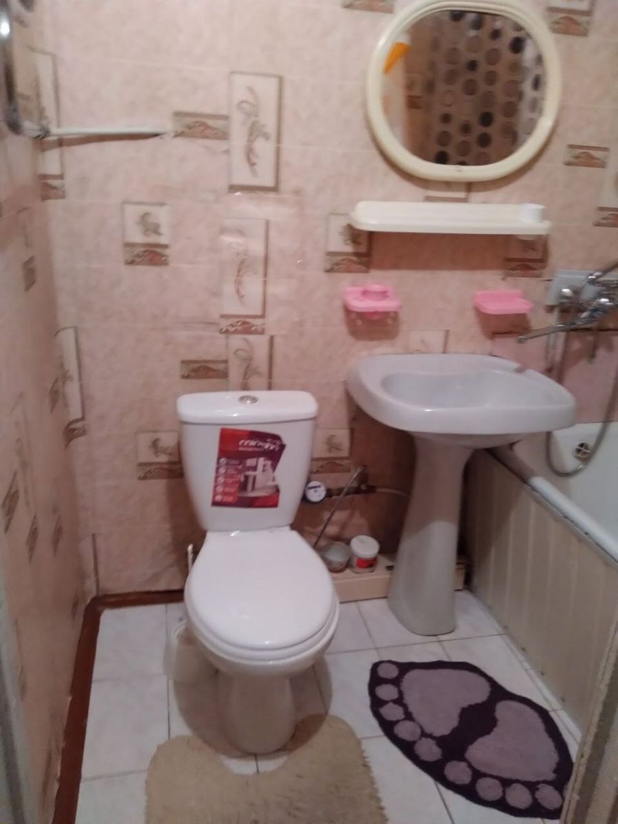 1833614926245569