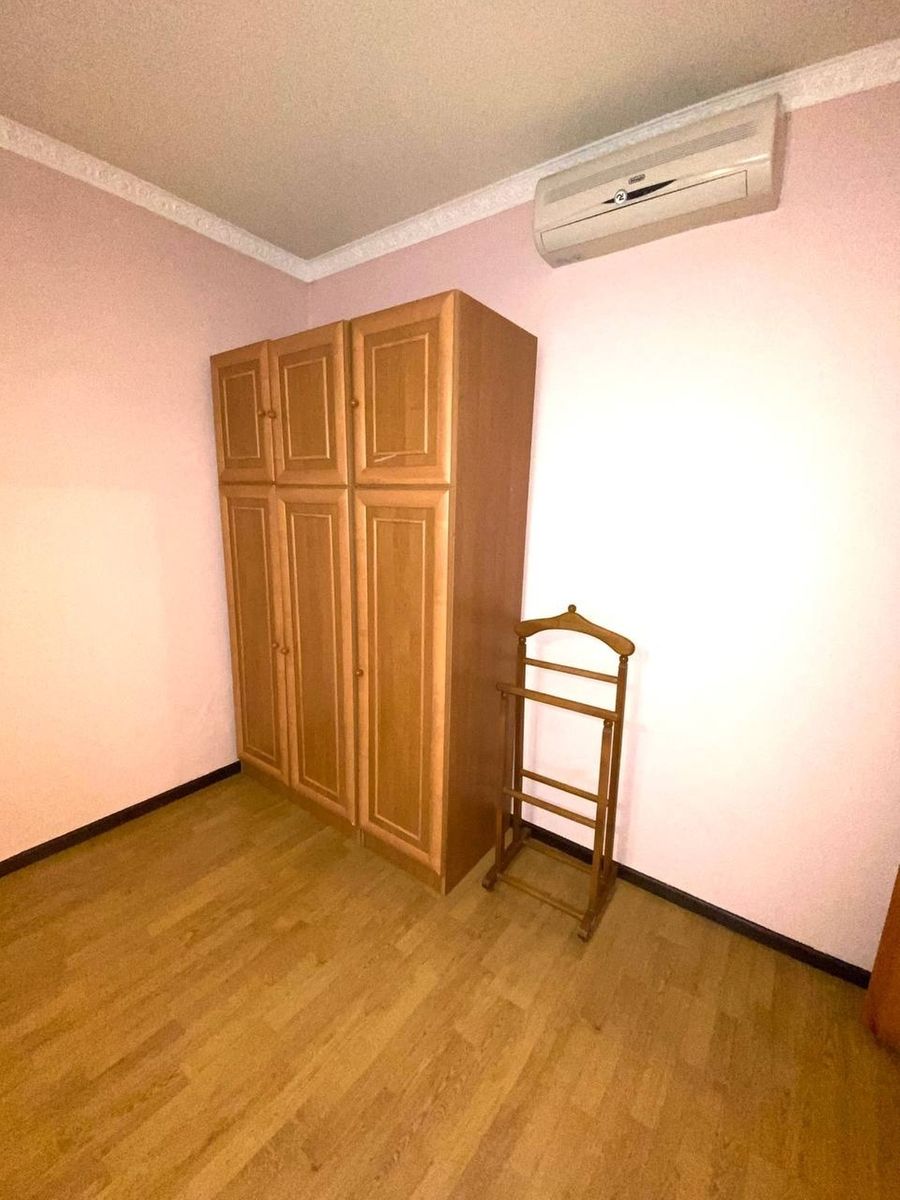 1834980339352057