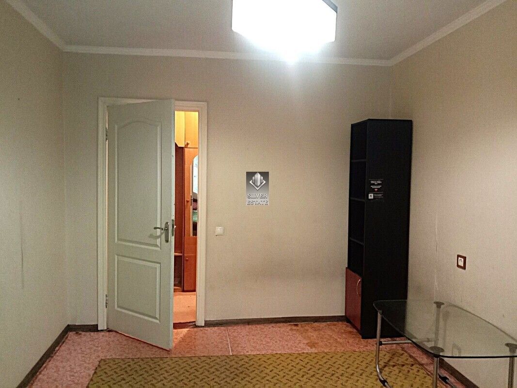 1839701676311570