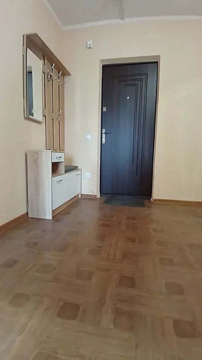 1832194277992571