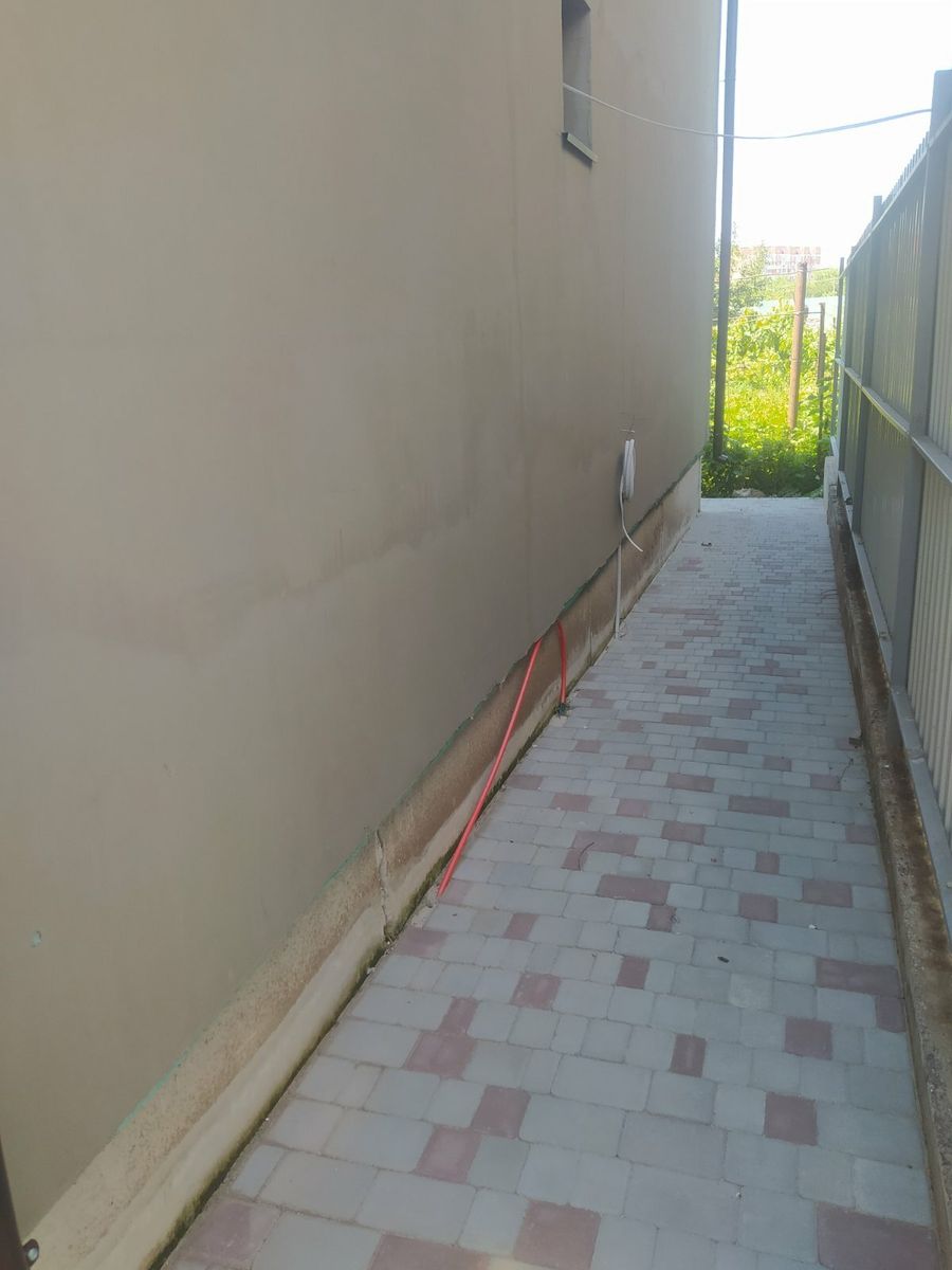 1834730921241571