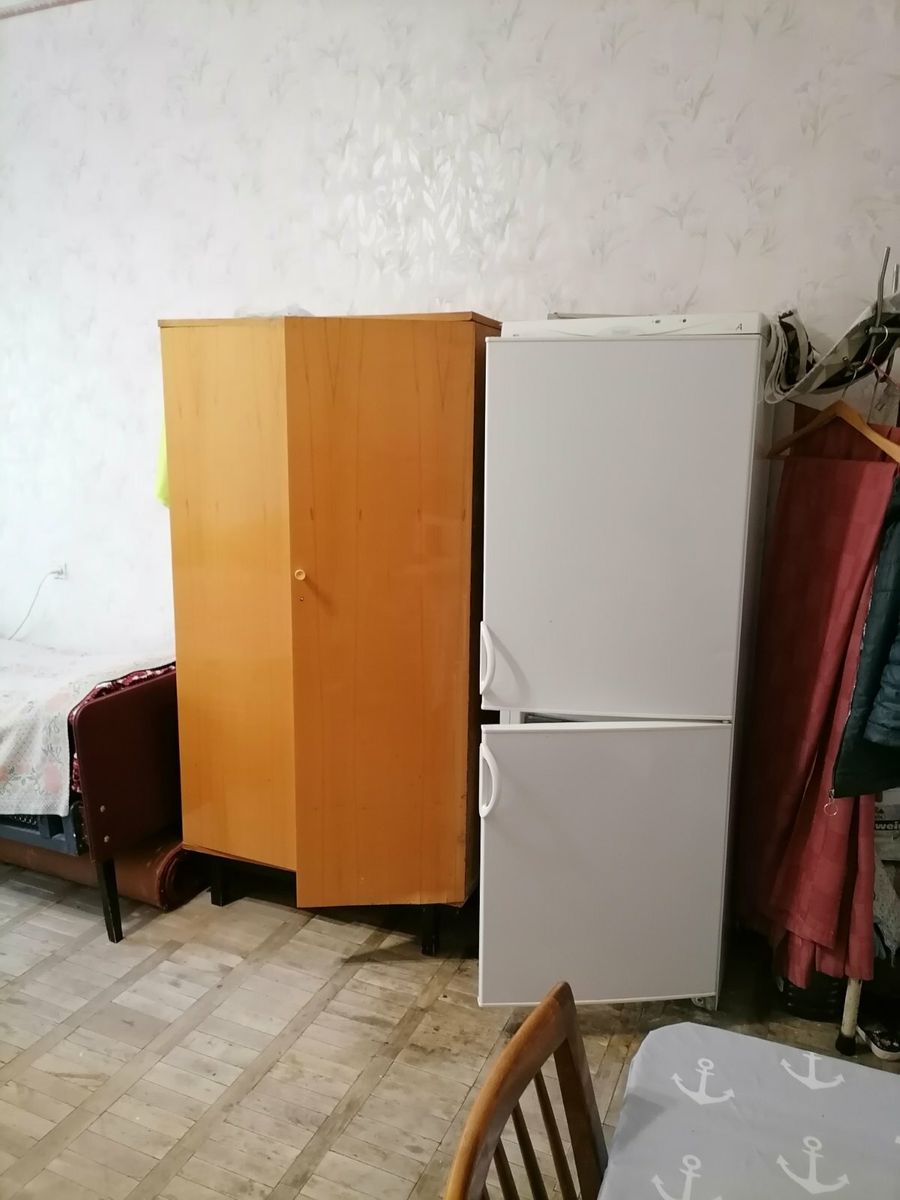 1835999807789571