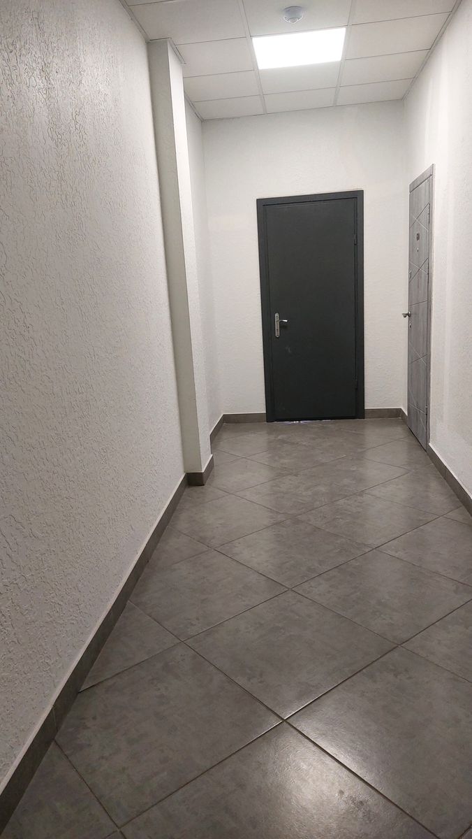 1830923433704572