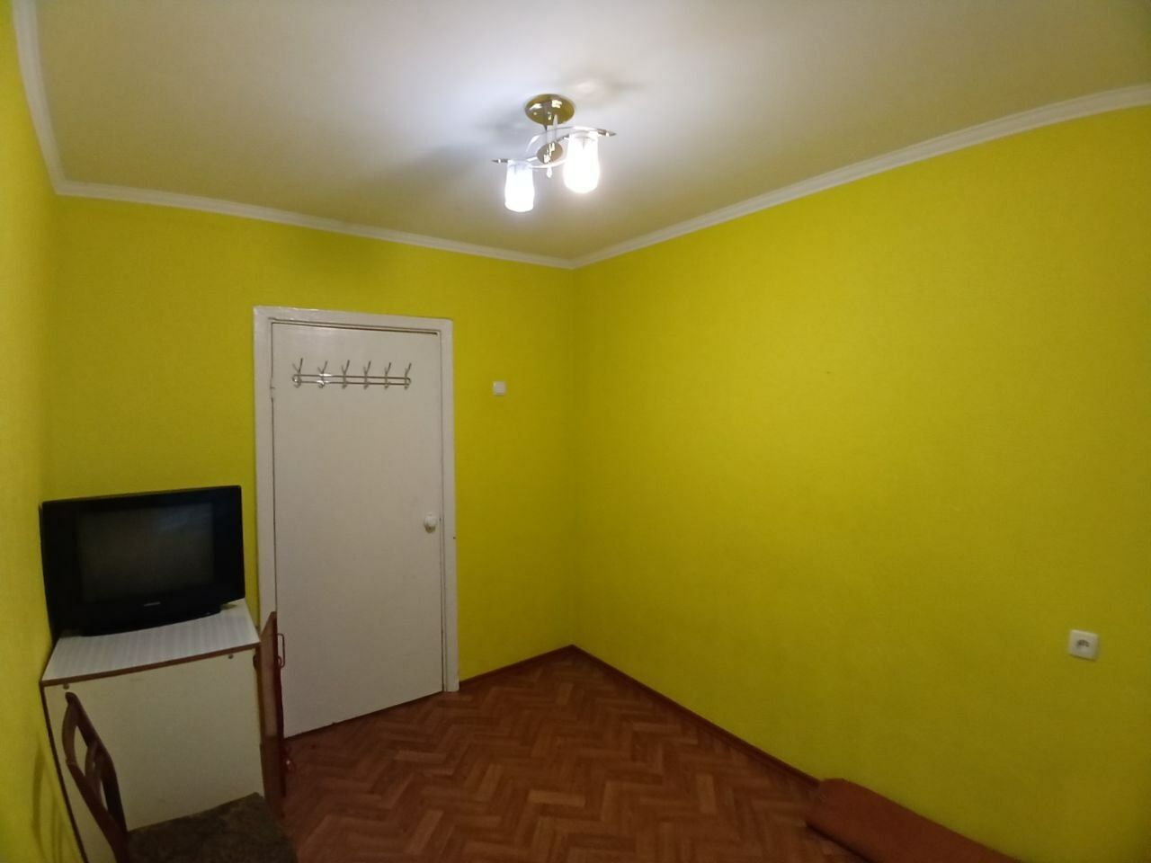1837252385507573