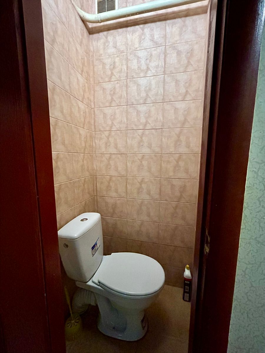 1835801281465574