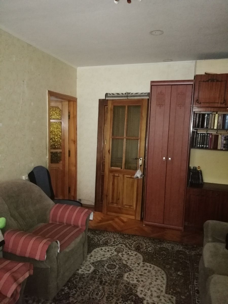 1834551550833576