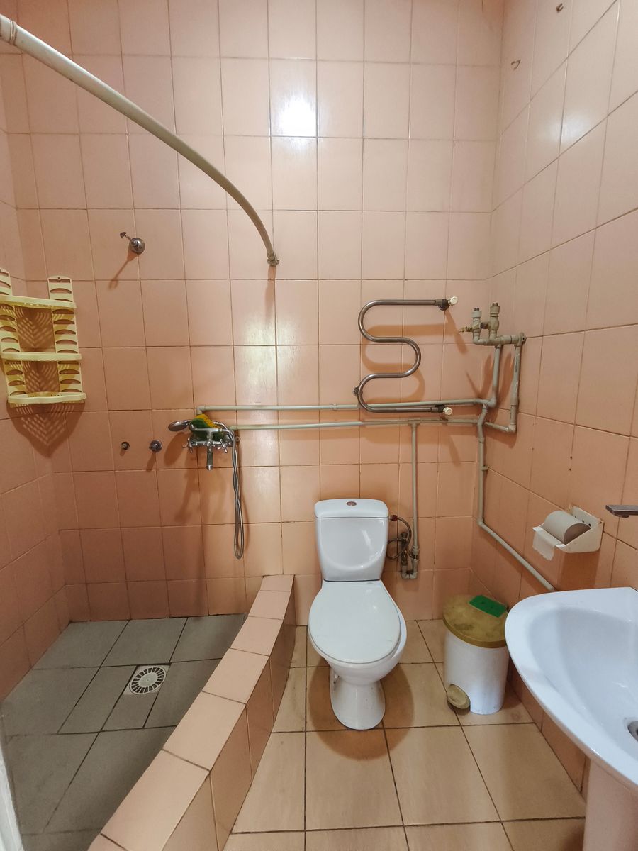 1839353192105576