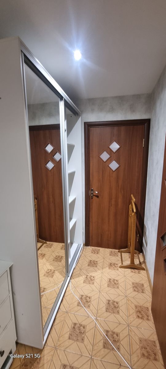 1830093194552577