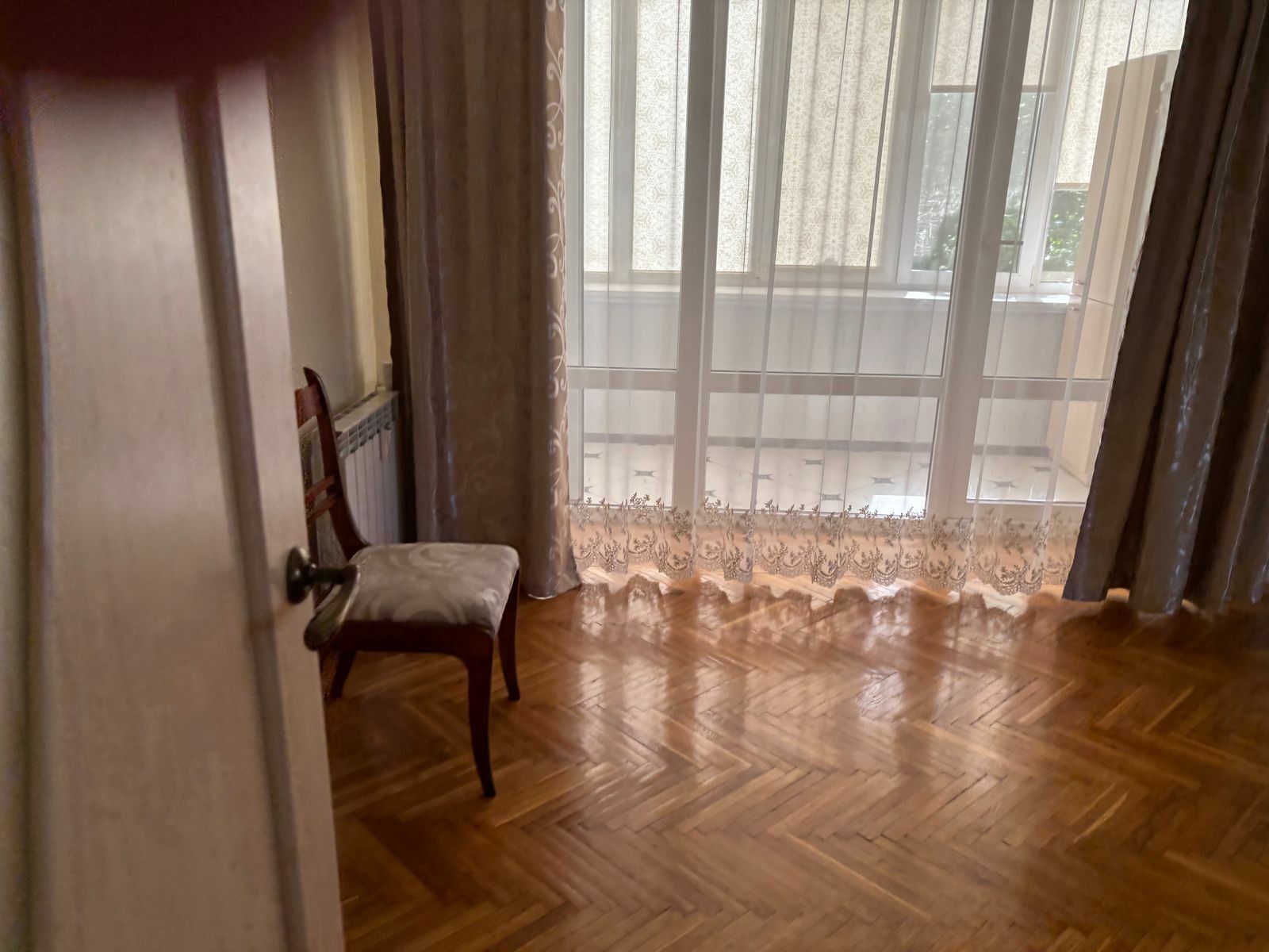 1830757144653577