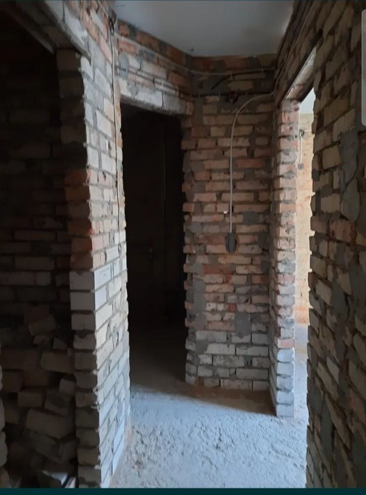 1835637197238577