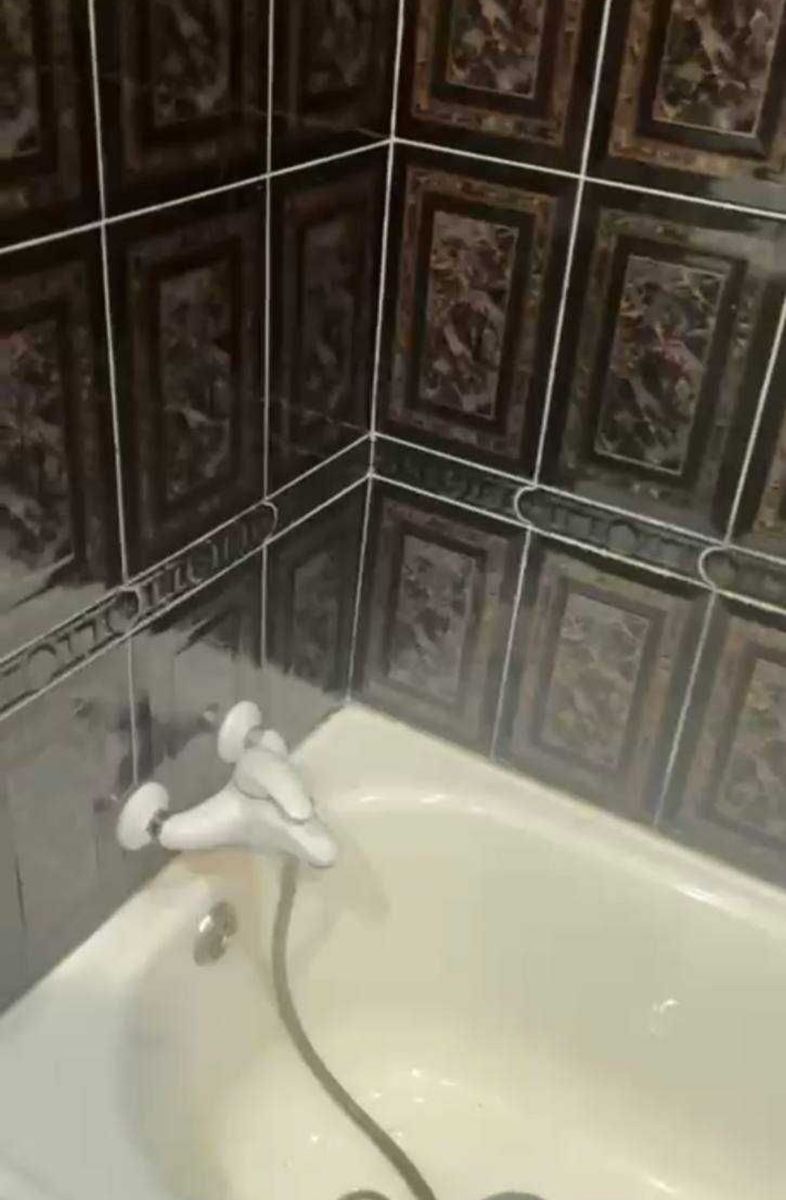 1841057850623577