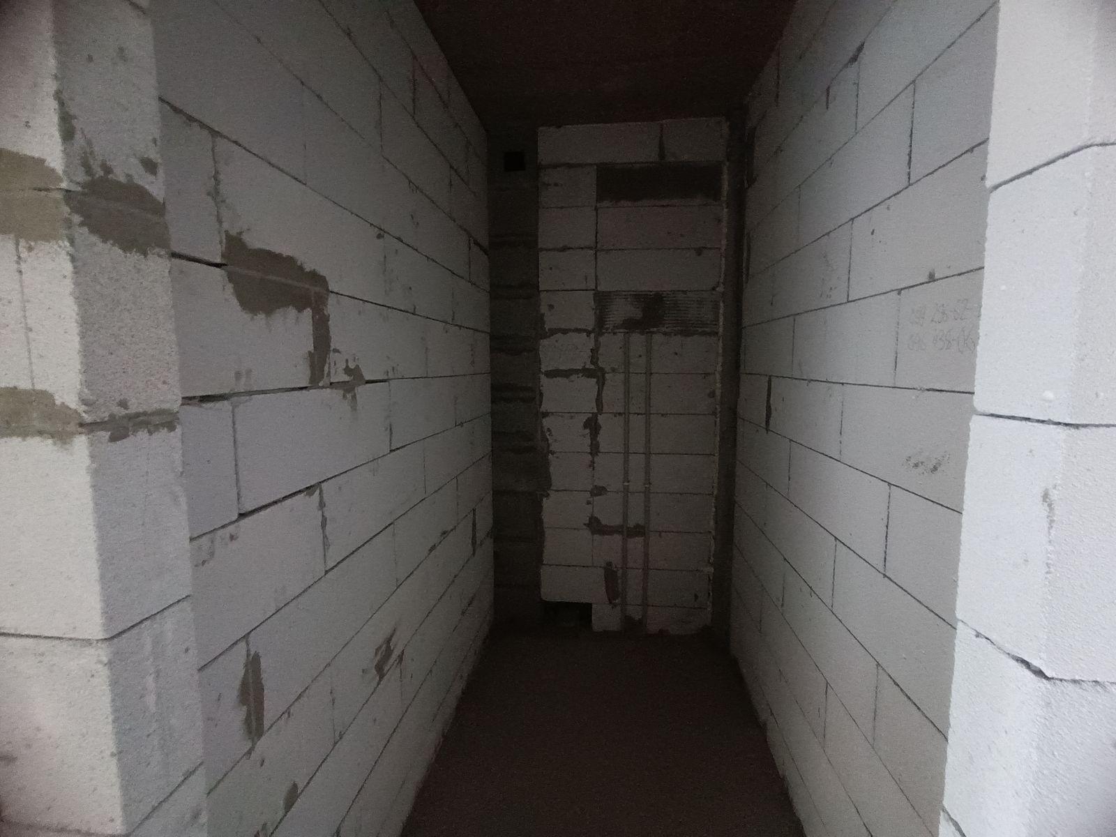 1832011506140058