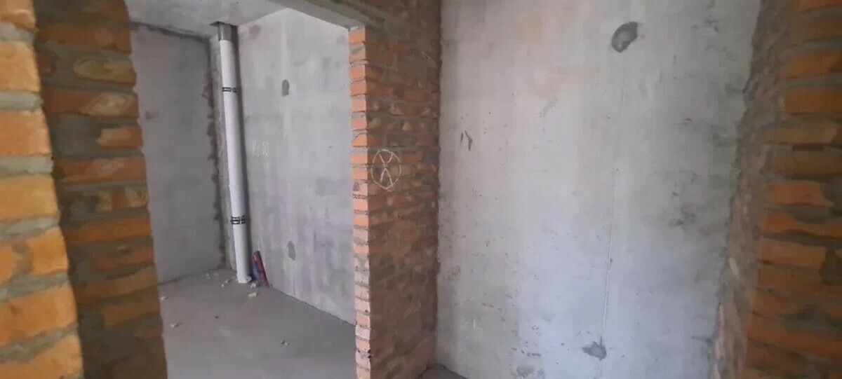 1835898512470058