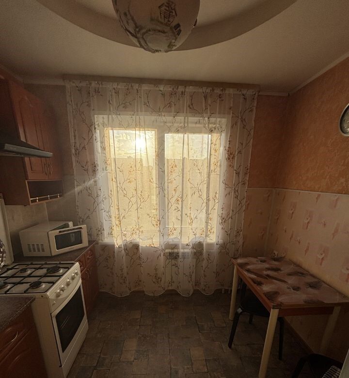 1841422045610580