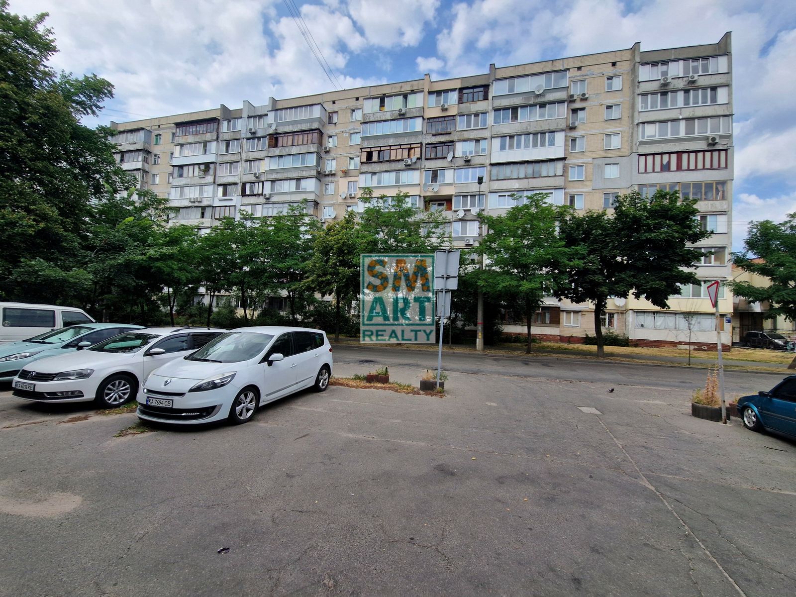 1837621906176581