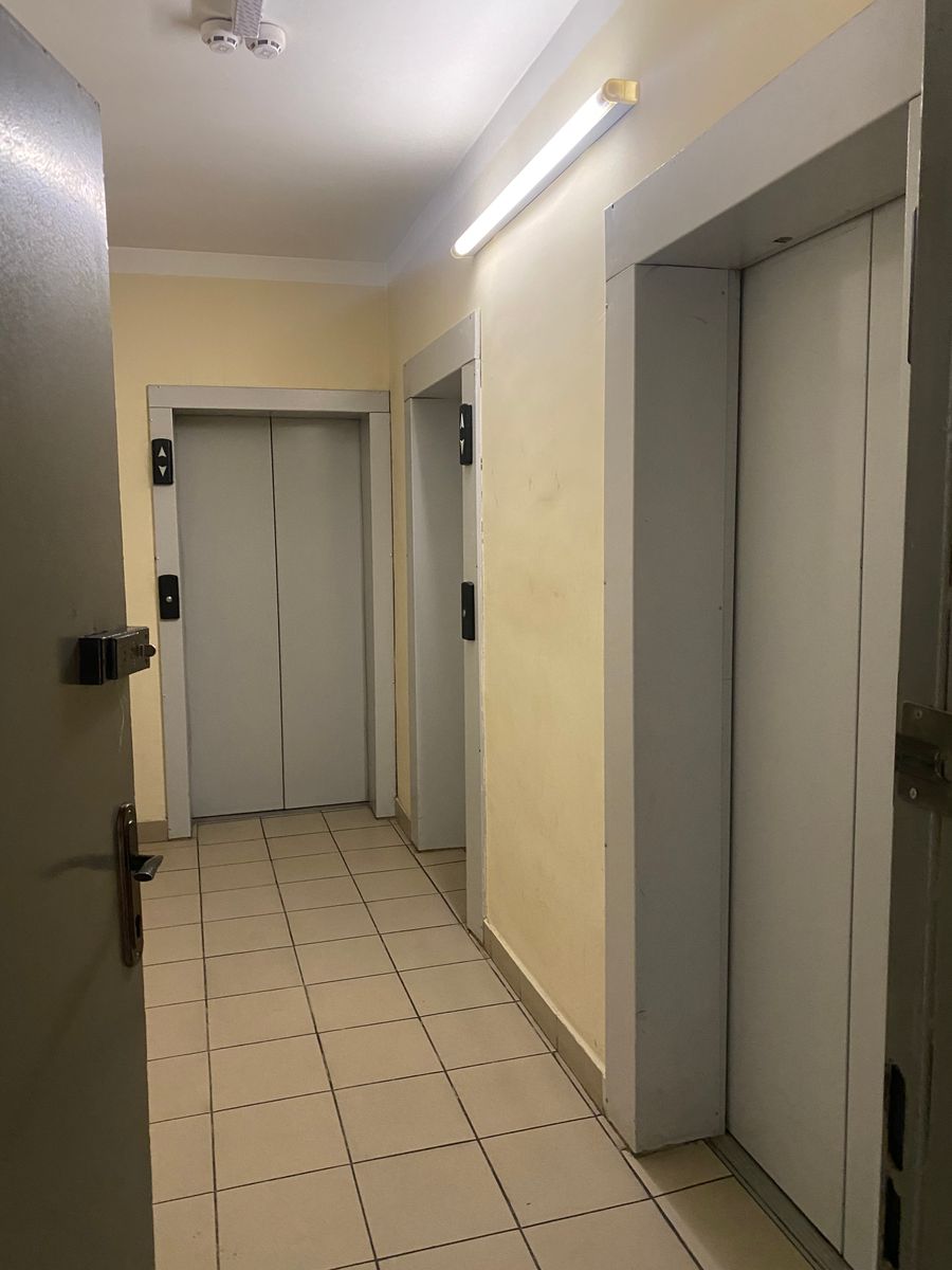 1810957513538582