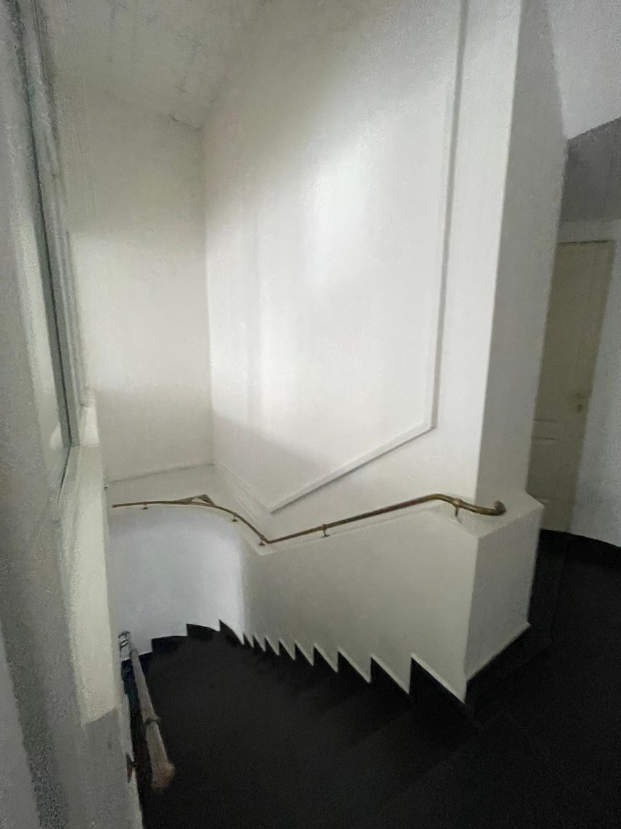 1829744430022582