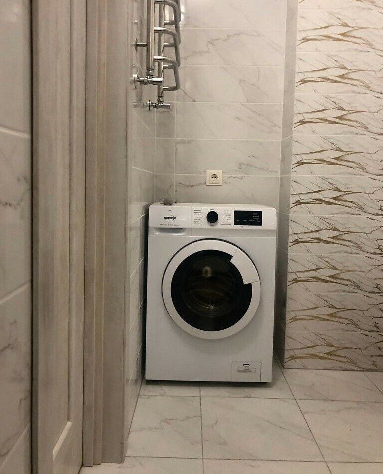1835337509766582