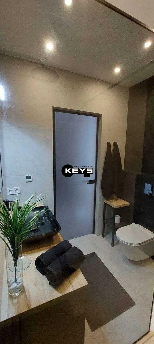 1837618328490582