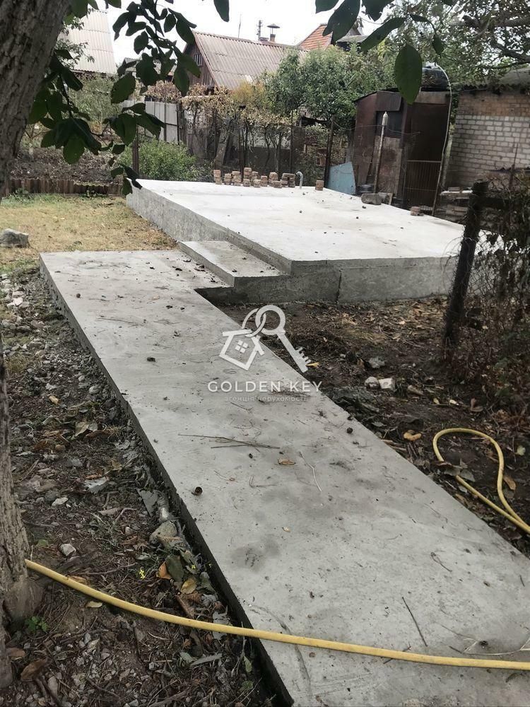 1833889459211583