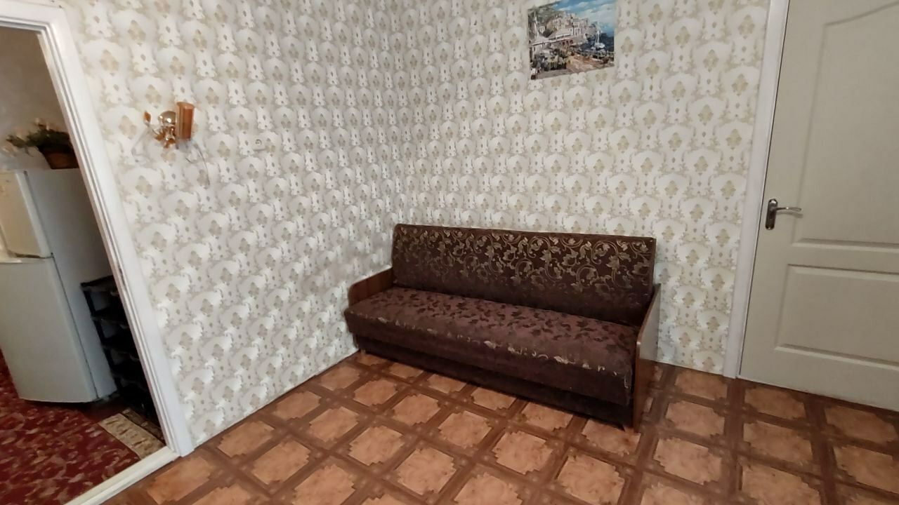 1800469312259584