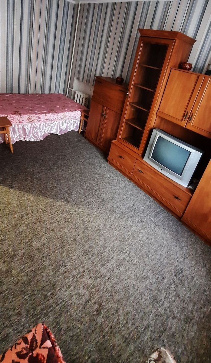 1842624698433584