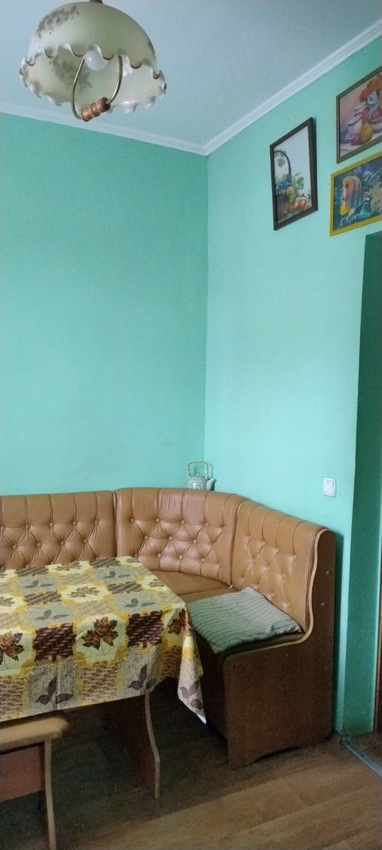 1834547554697585