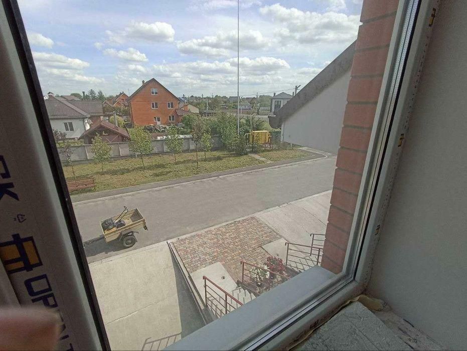 1836702115599586