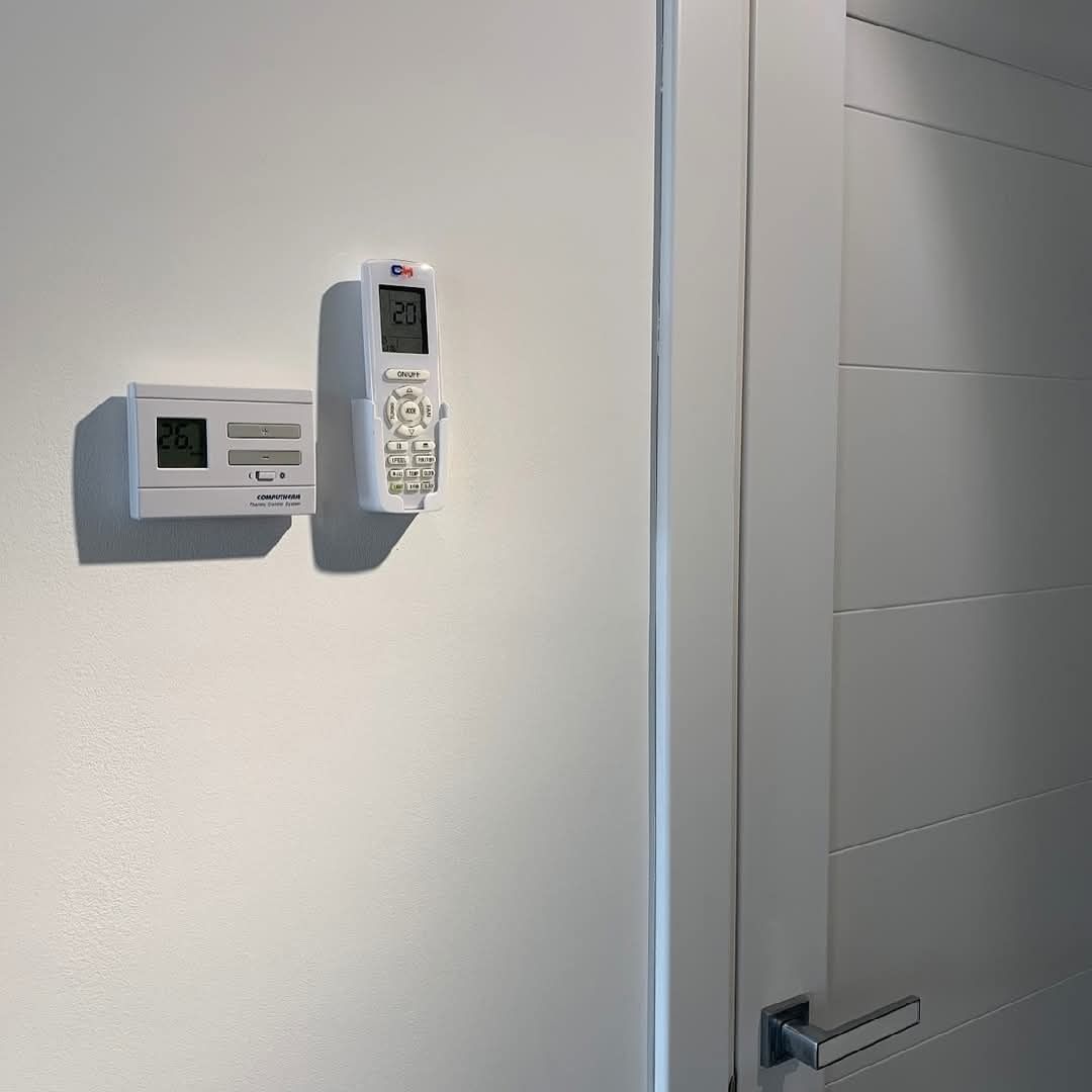 1832096796310588