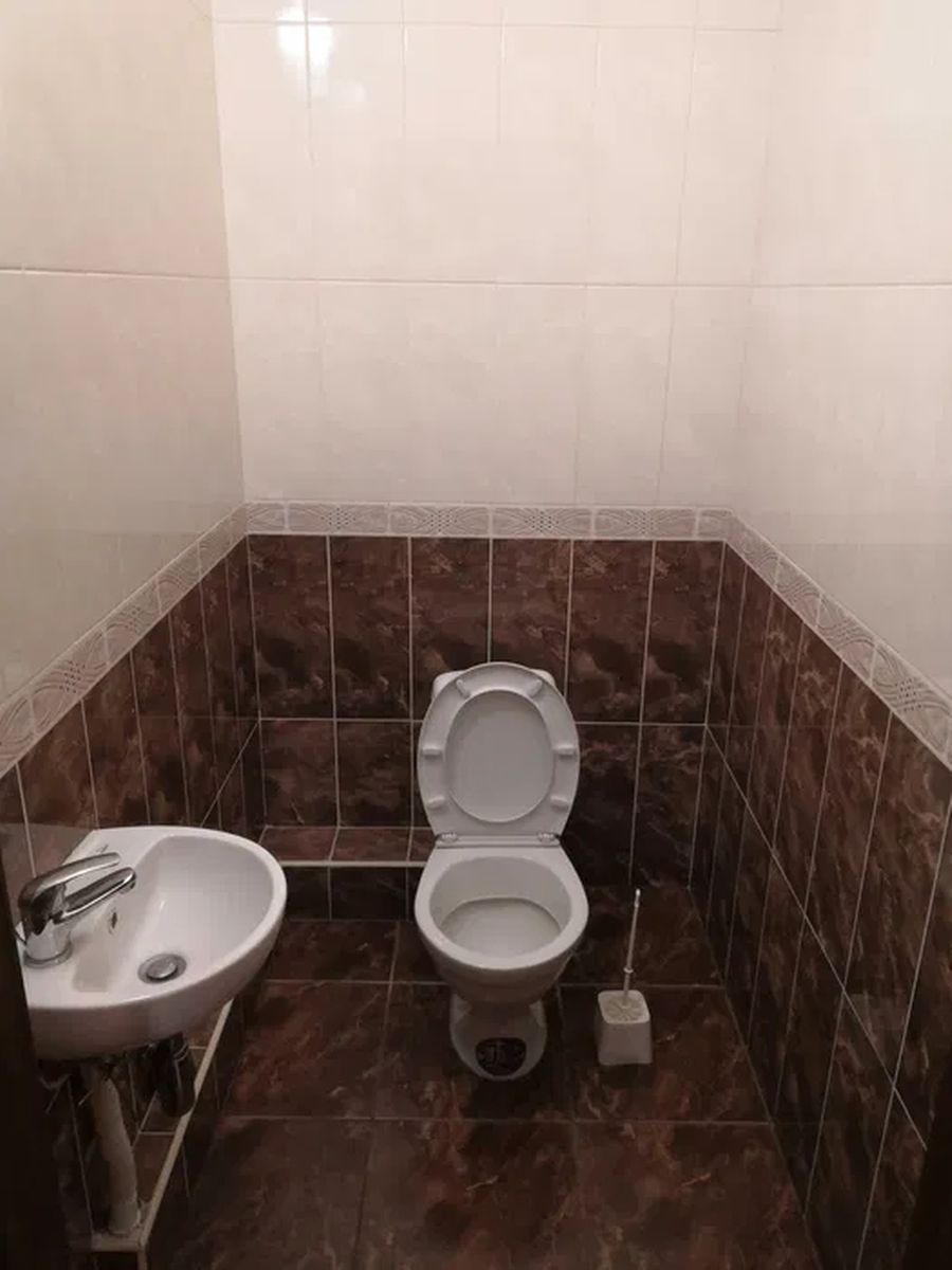 1832645846362059