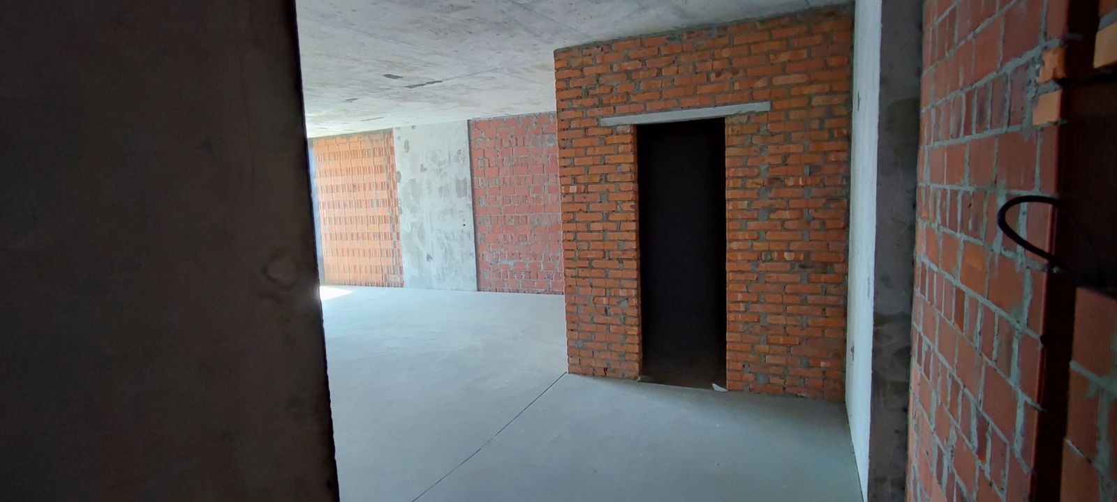 1830088486764590
