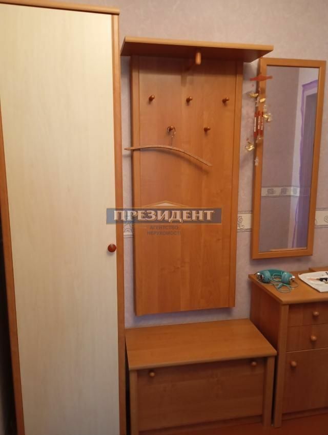 1831271687786592