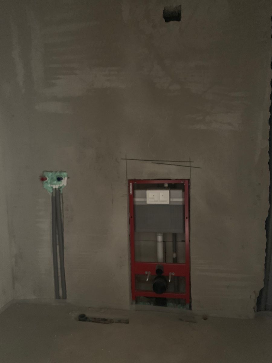 1836325900485593