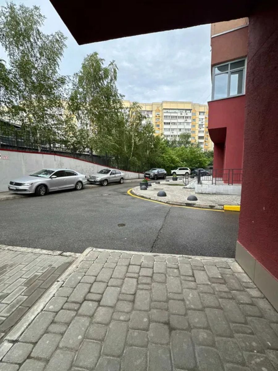 1836475783165593