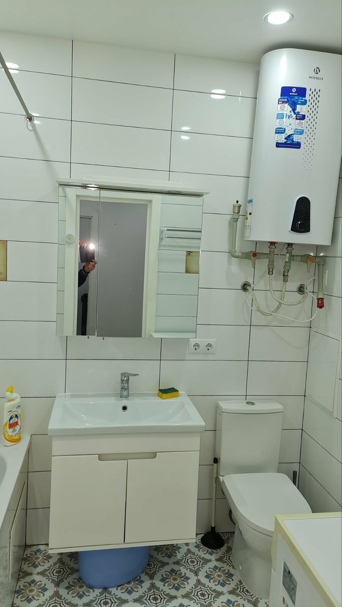 1836729773174596