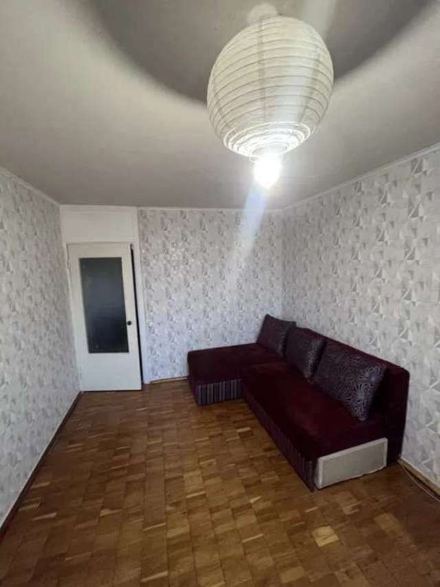 1838259976772596